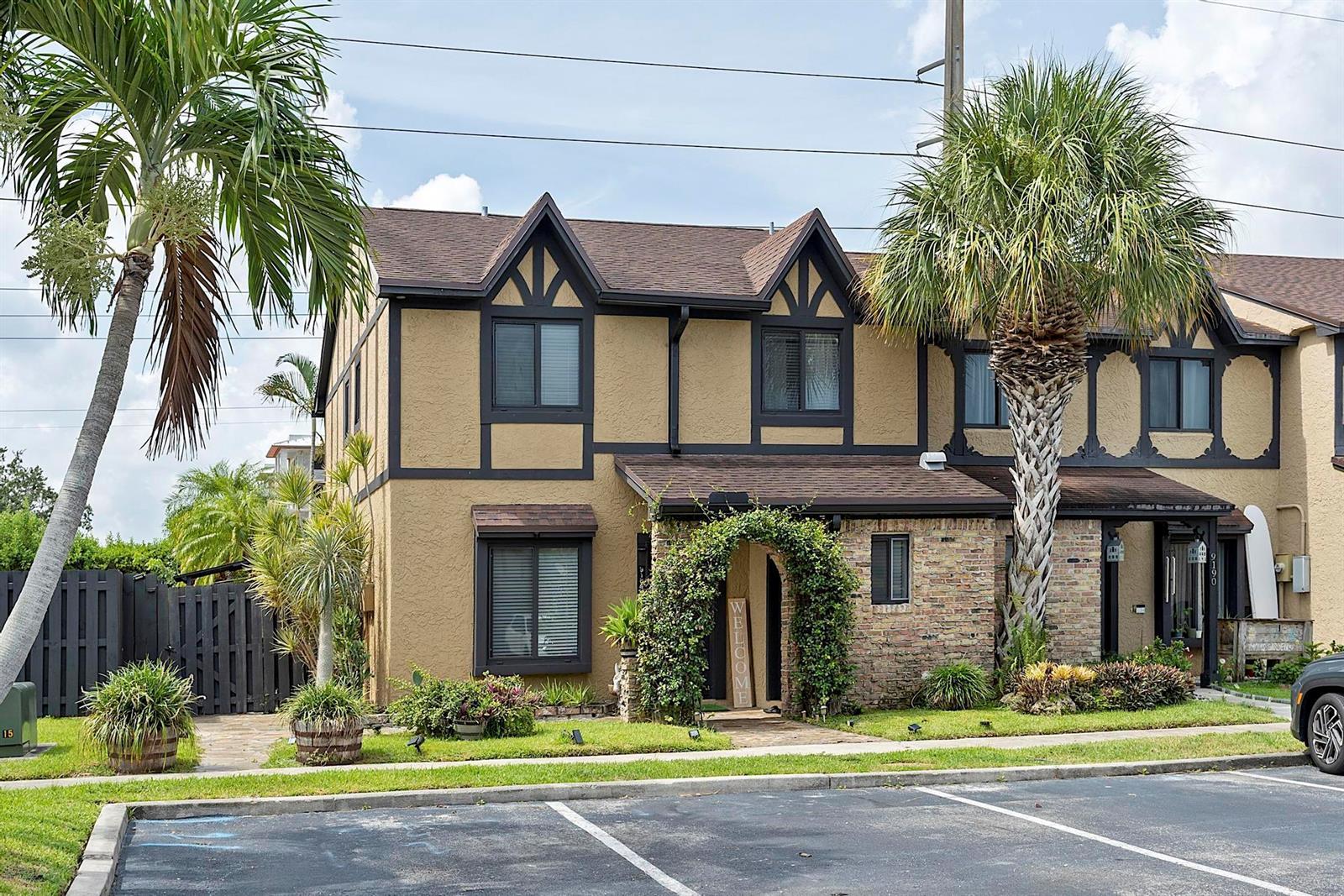 9184 NW 44TH Court, Sunrise FL 33351 photo 3
