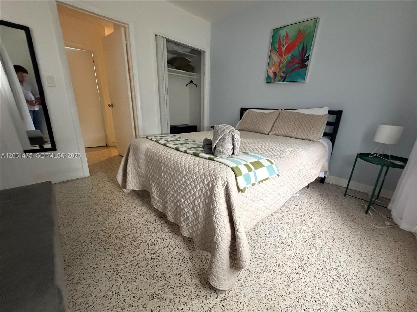 461 SW 6th St # 5, Miami FL 33130 photo 4