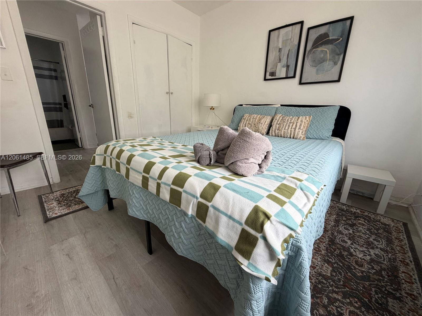 461 SW 6th St # 6, Miami FL 33130 photo 3