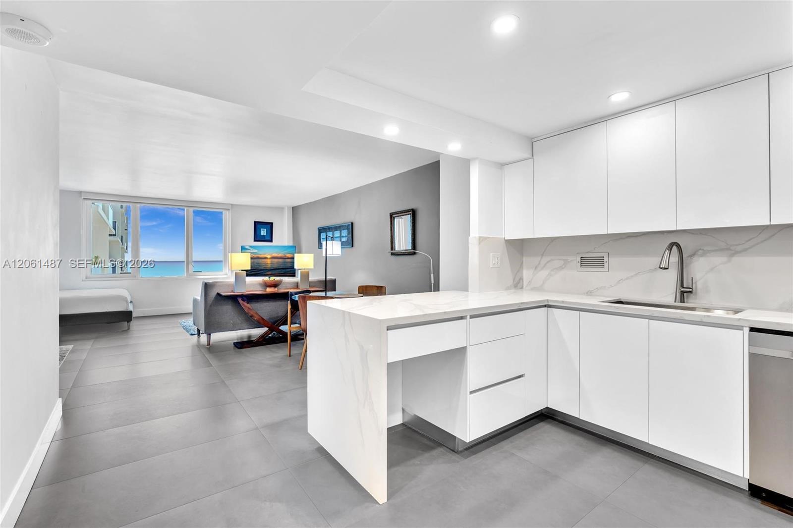 2301 E Collins Ave # 1543, Miami Beach FL 33139 photo 3