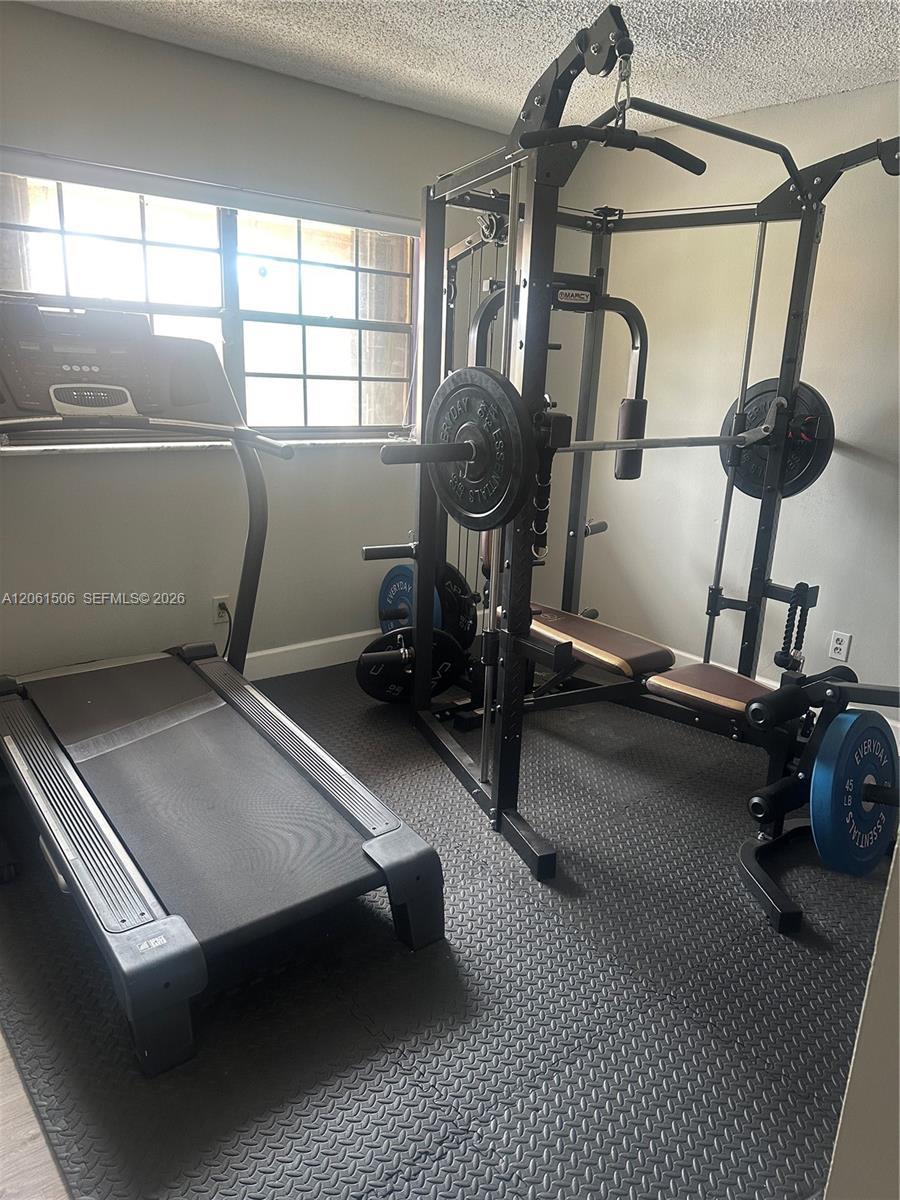 62 Spinning Wheel Ln, Tamarac FL 33319 photo 4