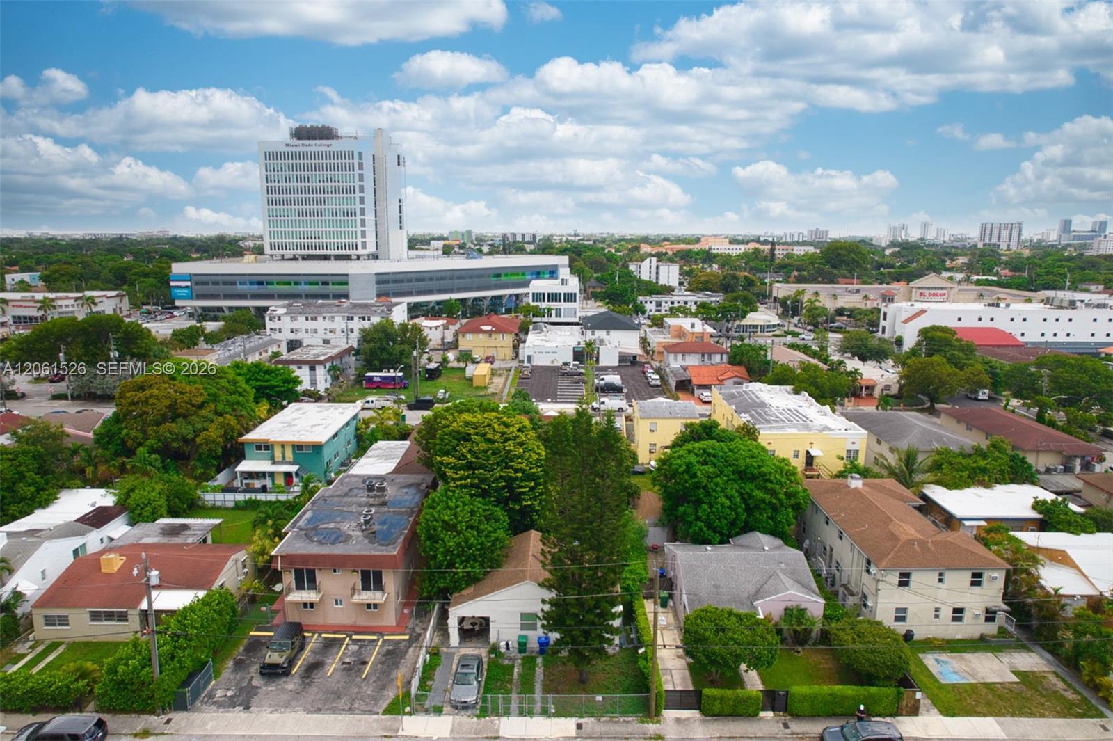 2550-2552 SW 10 St, Miami FL 33135 photo 3