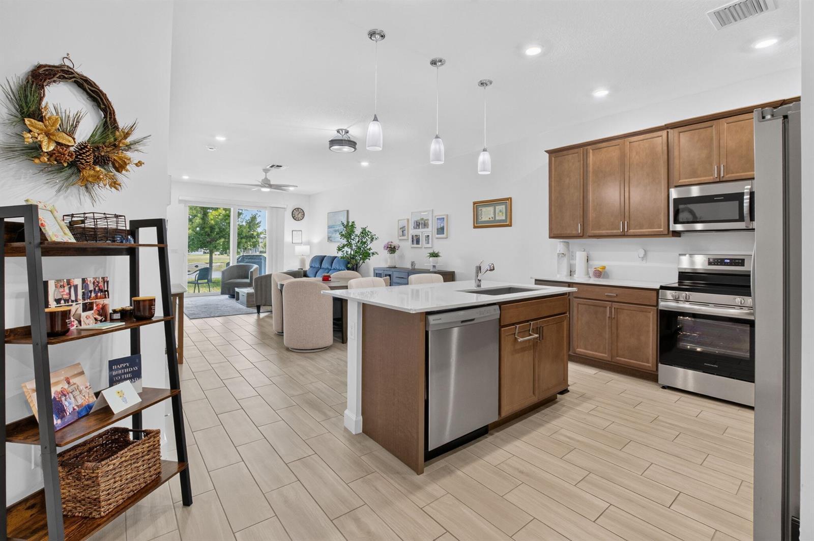 13705 Night Sky Place, Delray Beach FL 33484 photo 2