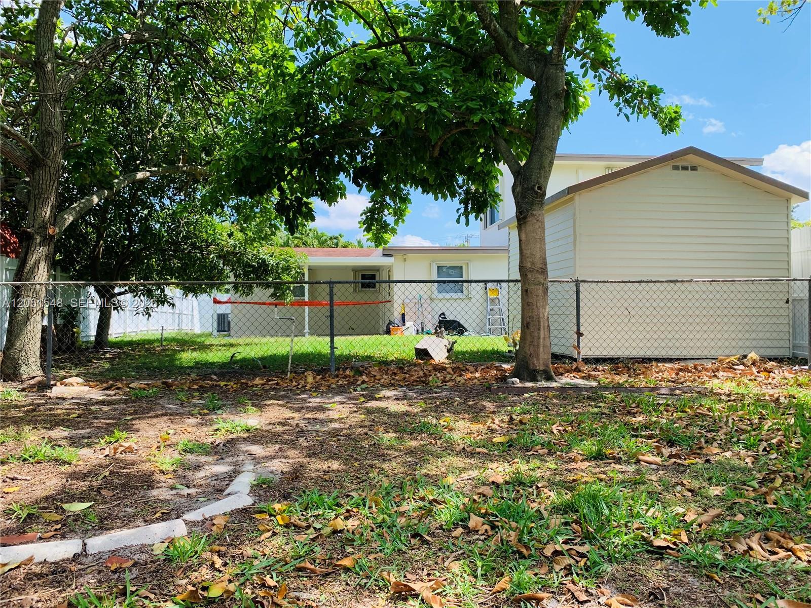 5441 NW 174th Dr, Miami Gardens FL 33055 photo 2