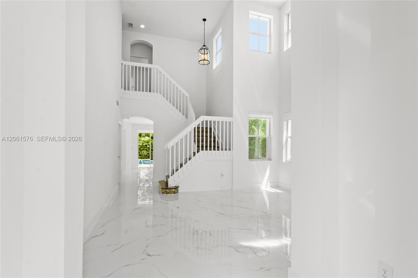 16001 SW 43rd Ter, Miami FL 33185 photo 4