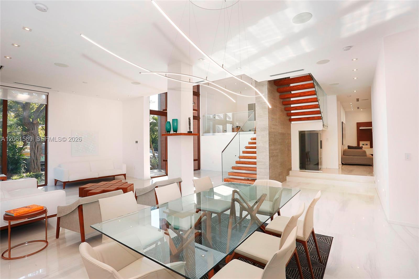 121 Buttonwood Dr, Key Biscayne FL 33149 photo 4