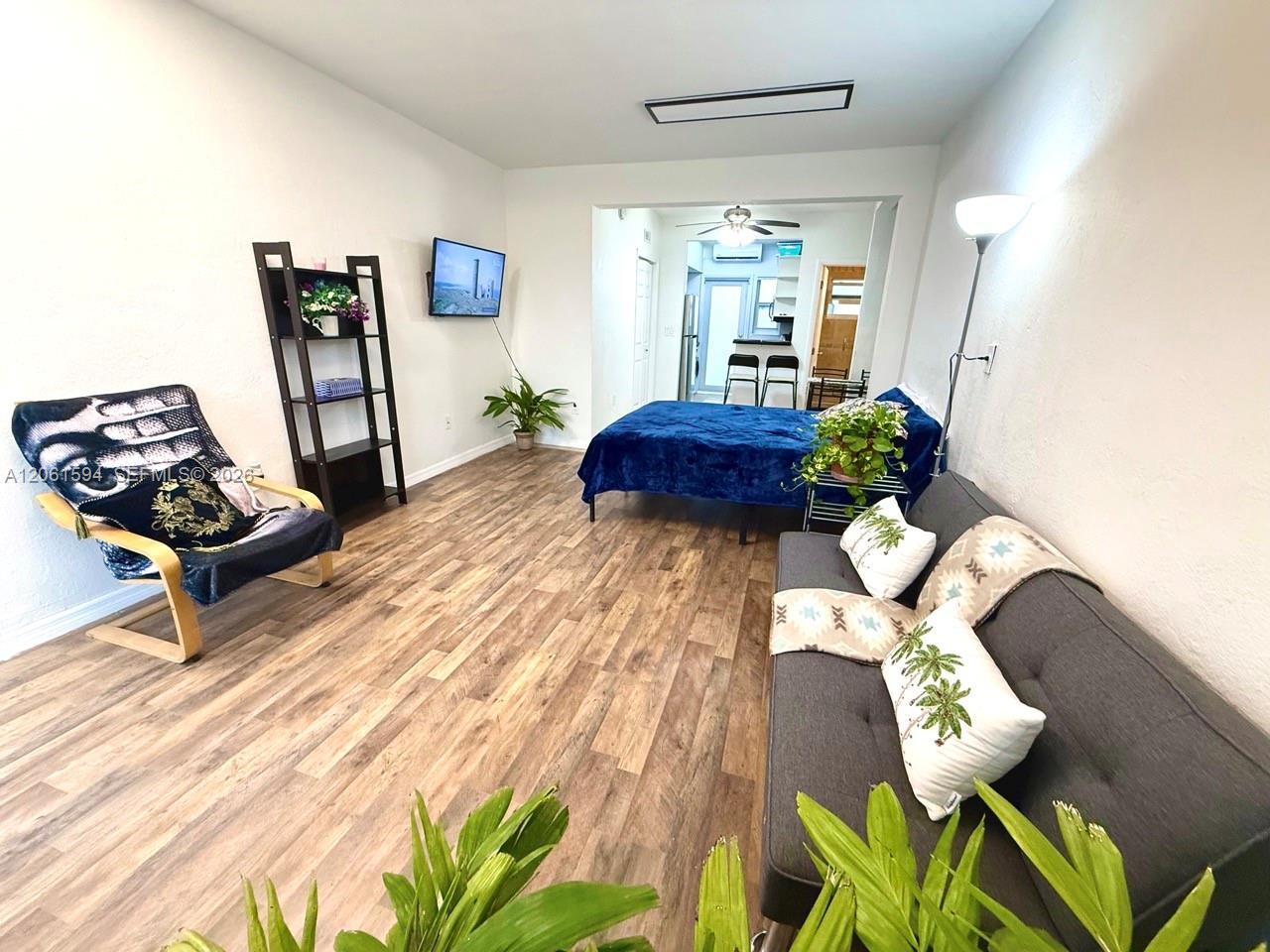 1228 Pennsylvania Ave # 6, Miami Beach FL 33139 photo 3