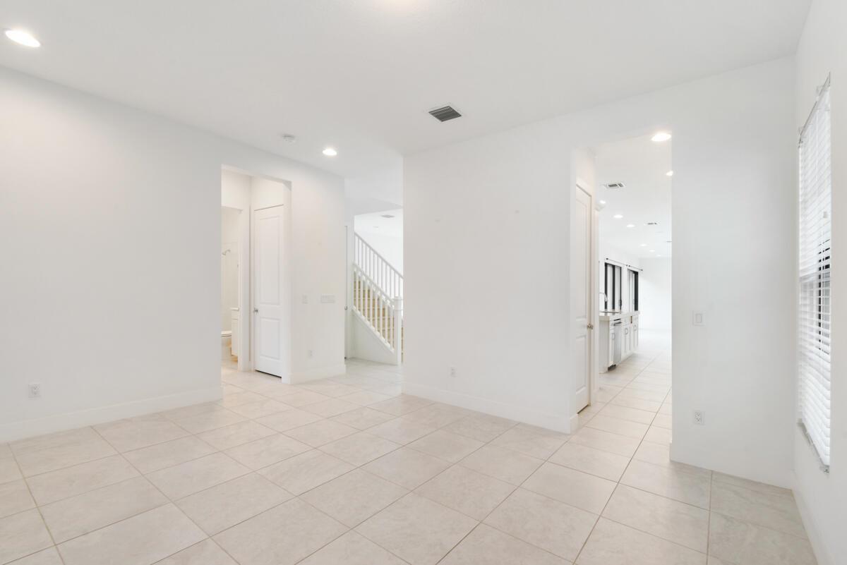 13351 Machiavelli Way, Palm Beach Gardens FL 33418 photo 4