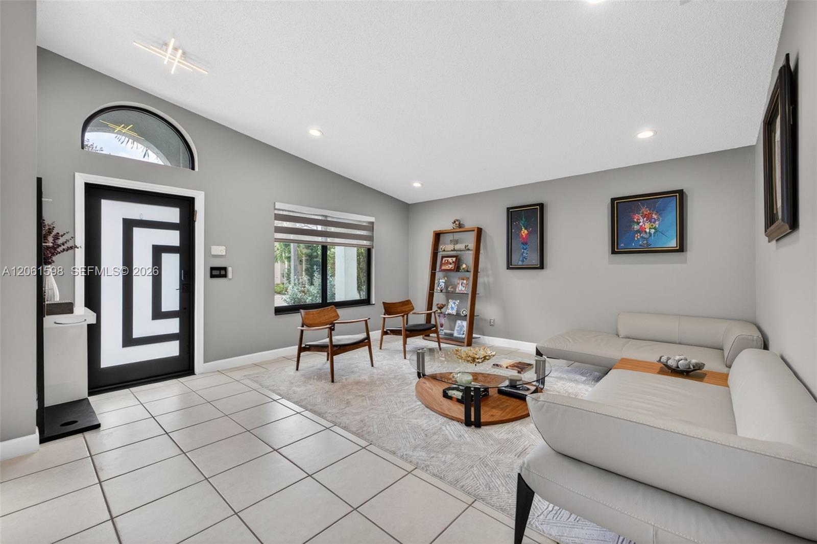 1603 E Harmony Lake Cir, Davie FL 33324 photo 4