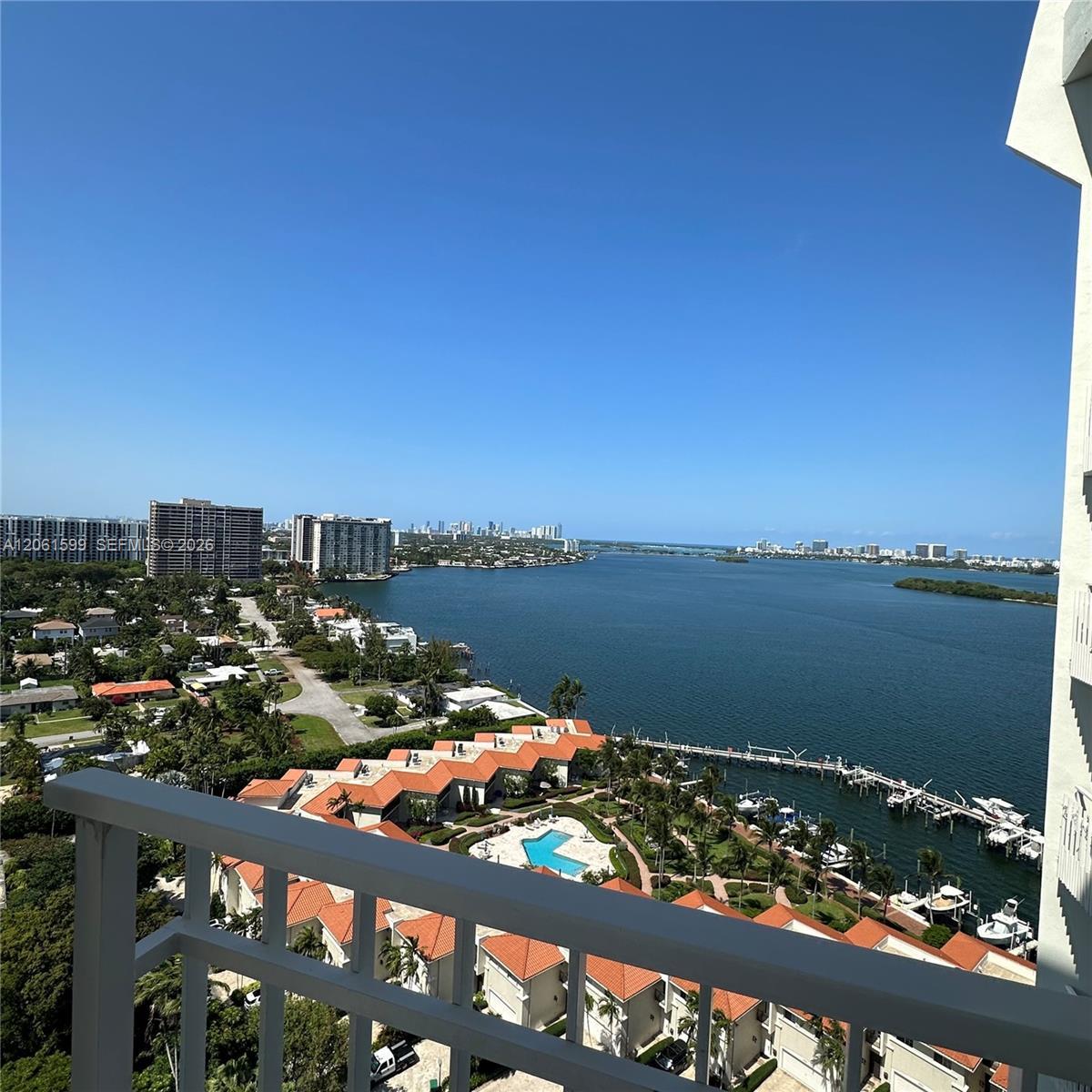 4000 Towerside Ter # 2107, Miami FL 33138