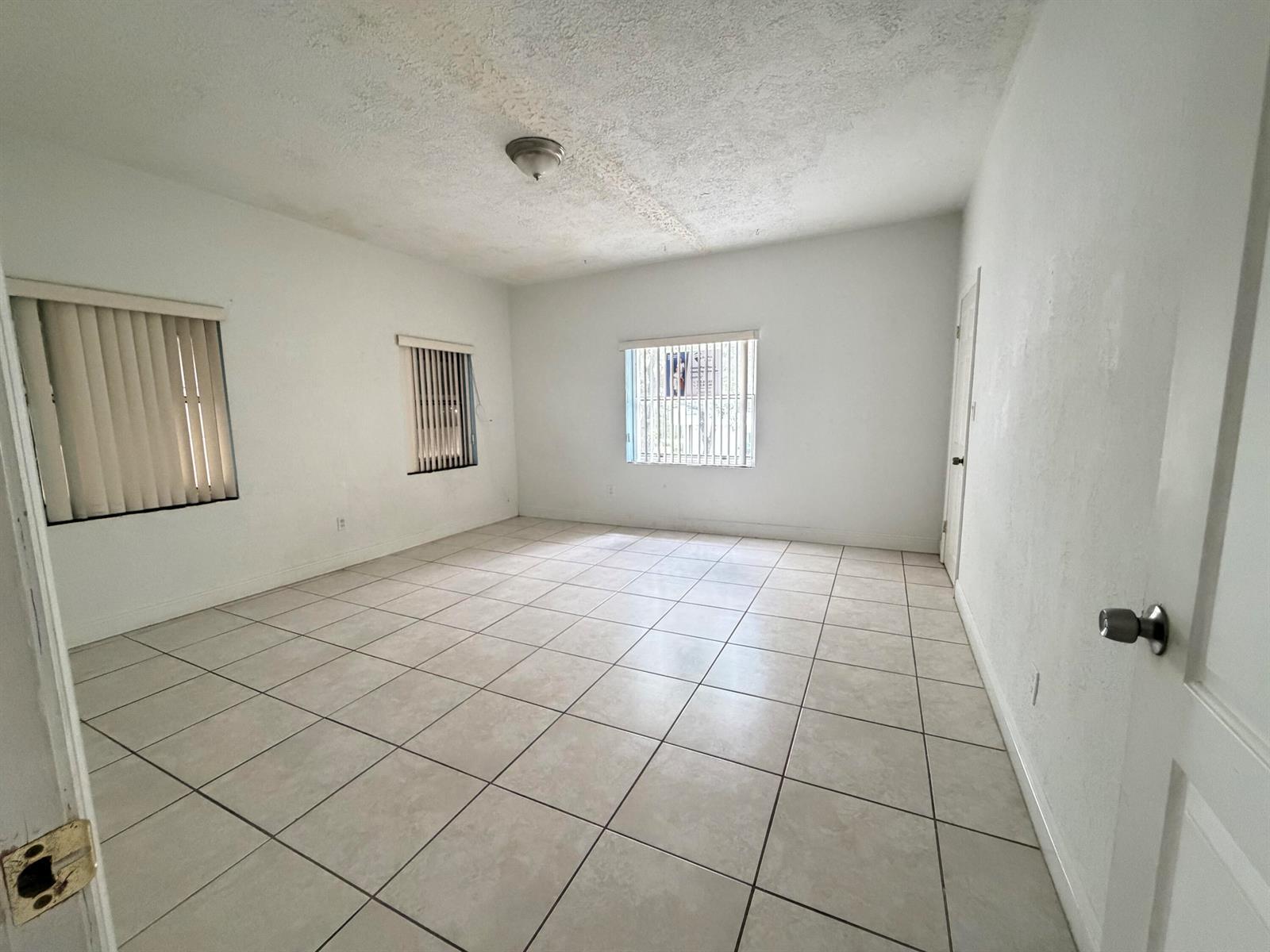 313 N KROME Avenue # B, Homestead FL 33030 photo 2