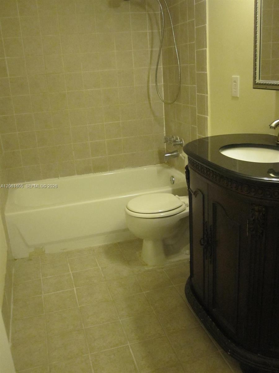 8905 NW 28th Dr # 13, Coral Springs FL 33065 photo 3