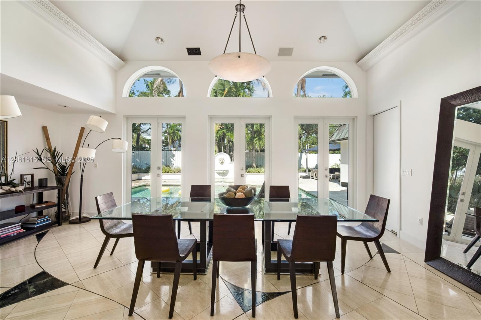 324 Caribbean Rd, Key Biscayne FL 33149 photo 2