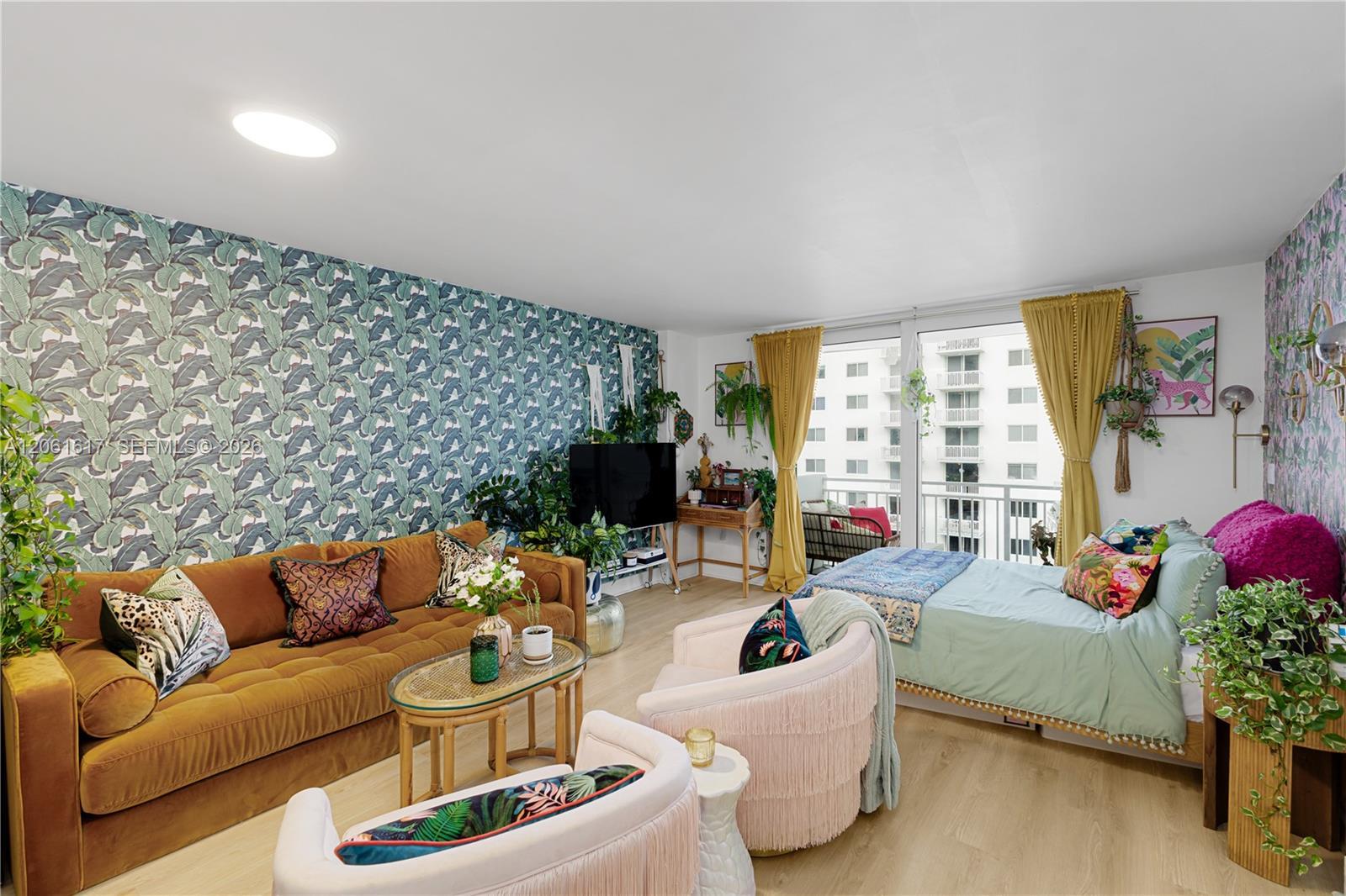 345 Ocean Dr # 718, Miami Beach FL 33139 photo 4