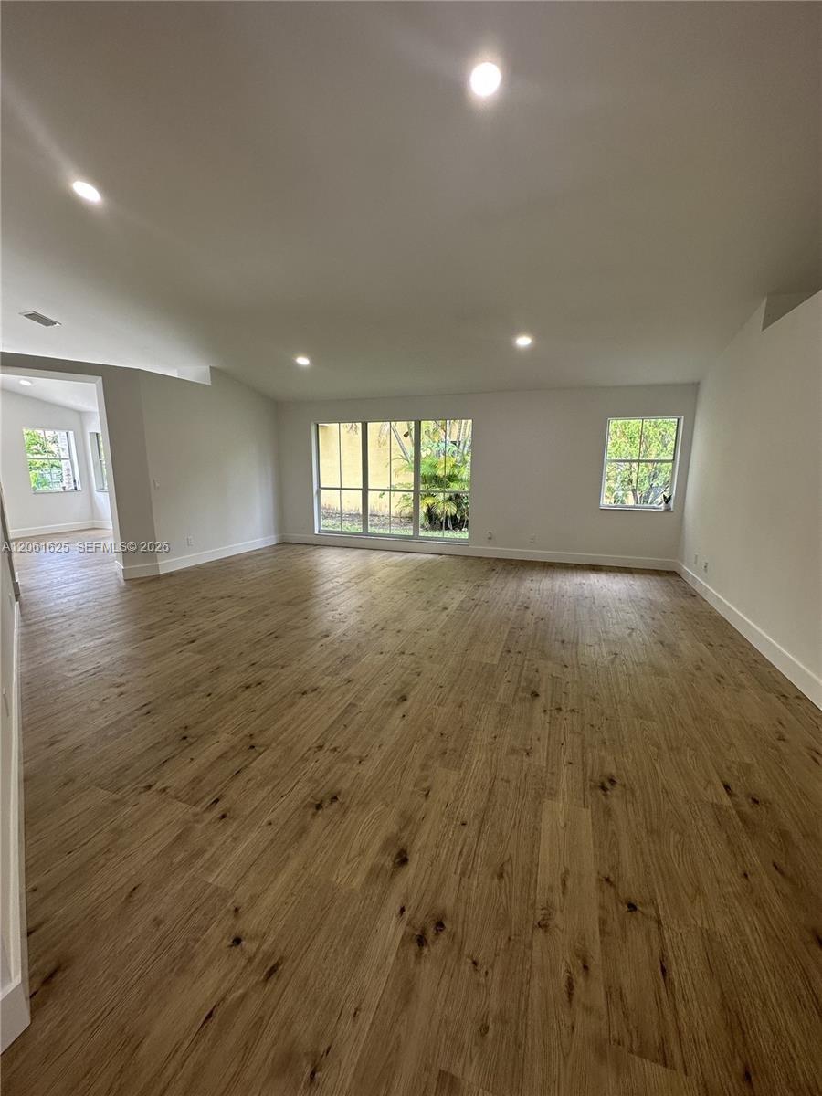 19179 NW 22nd St, Pembroke Pines FL 33029 photo 5
