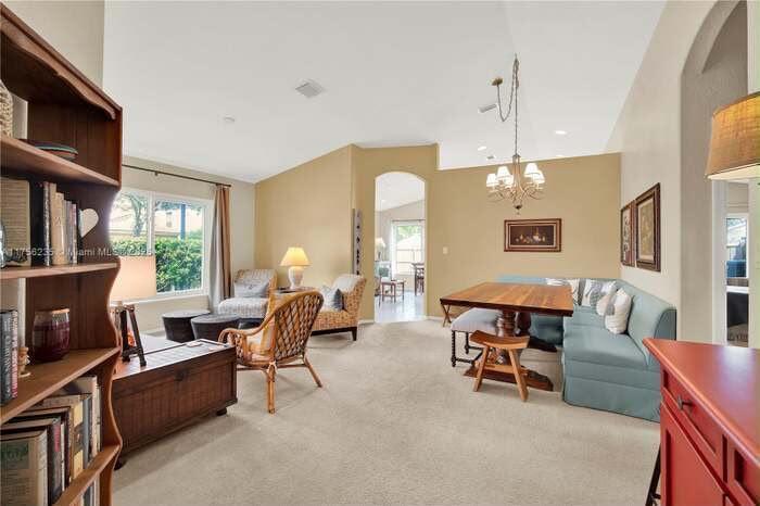 1507 SE 20TH Place, Homestead FL 33035 photo 4