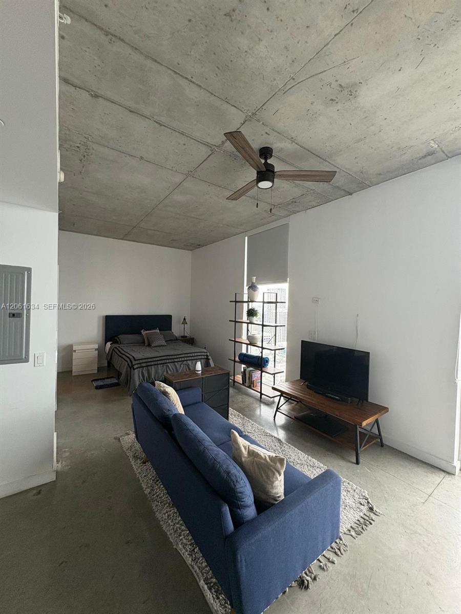 151 SE 1st St # 3404, Miami FL 33131 photo 4