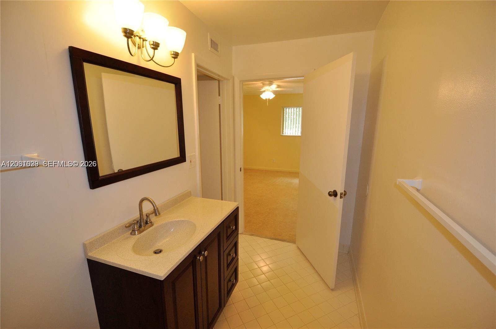 3473 NW 44th St # 103, Oakland Park FL 33309 photo 3