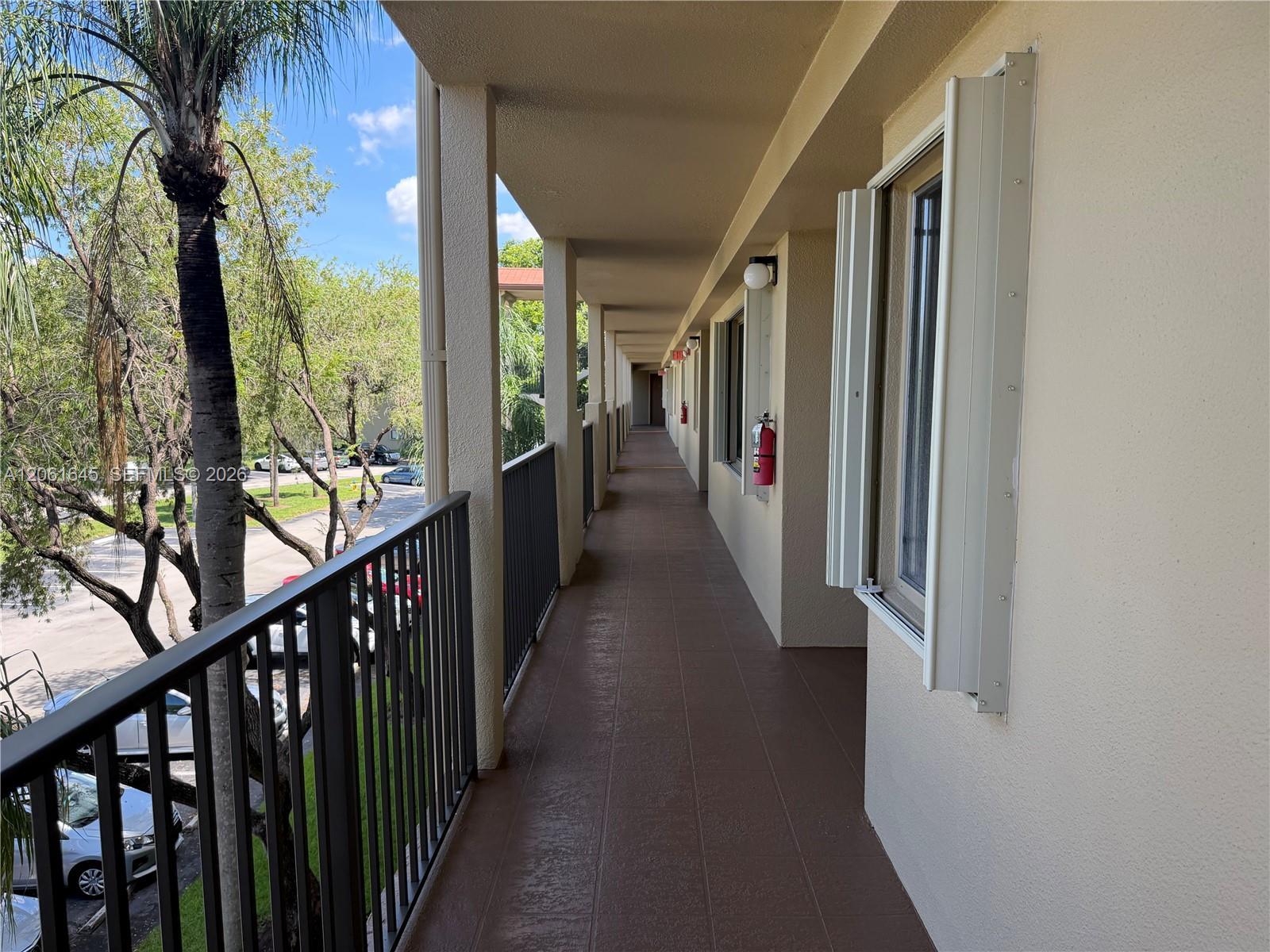 1201 SW 141st Ave # 302J, Pembroke Pines FL 33027 photo 3