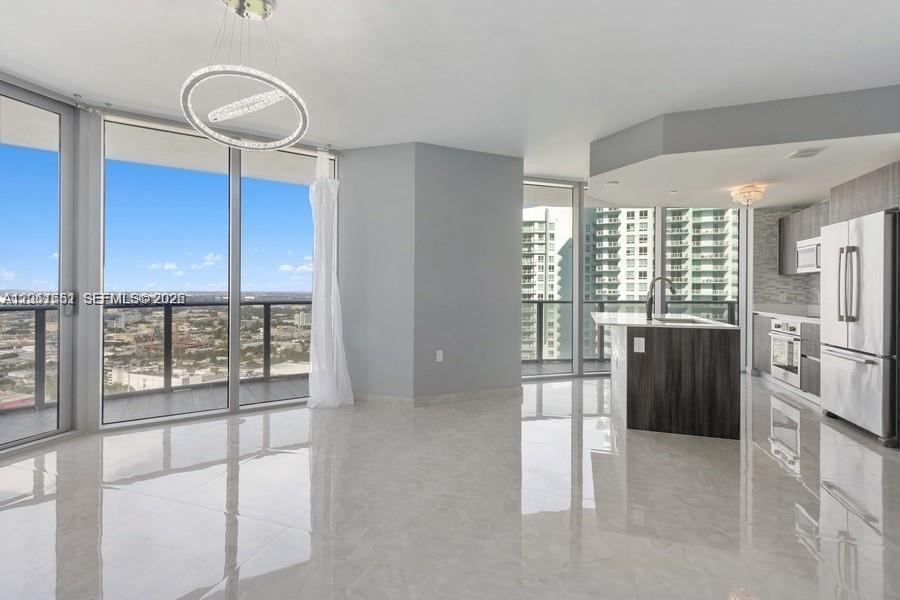 488 NE 18th St # 3801, Miami FL 33132 photo 3