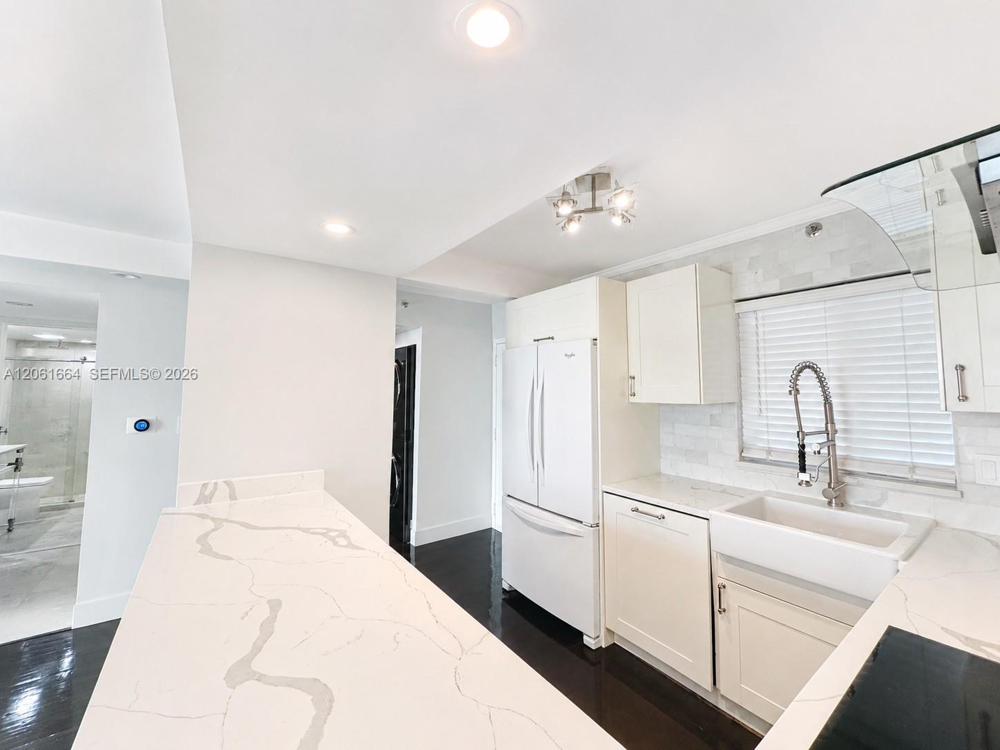 1700 NW N River Dr # 805, Miami FL 33125 photo 4