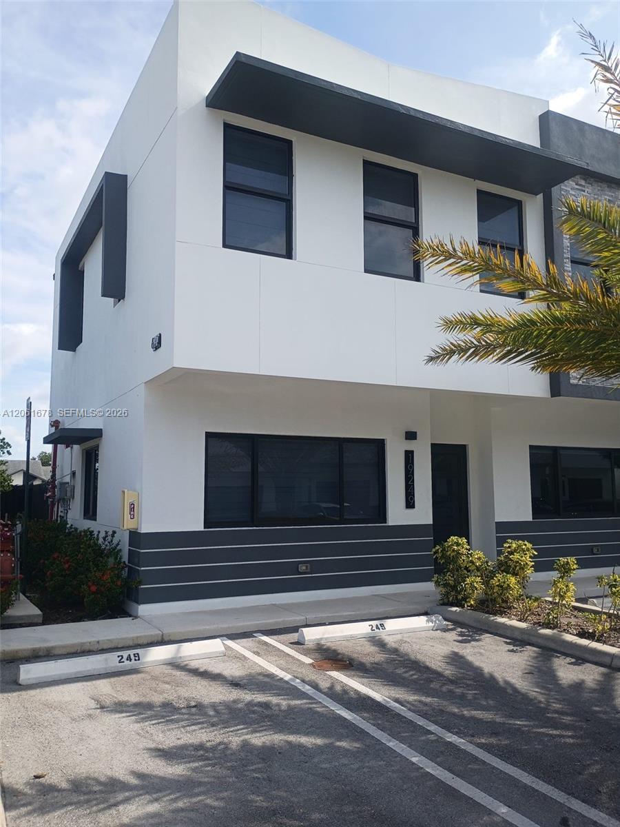 19249 NW 37 Ave, Miami Gardens FL 33056