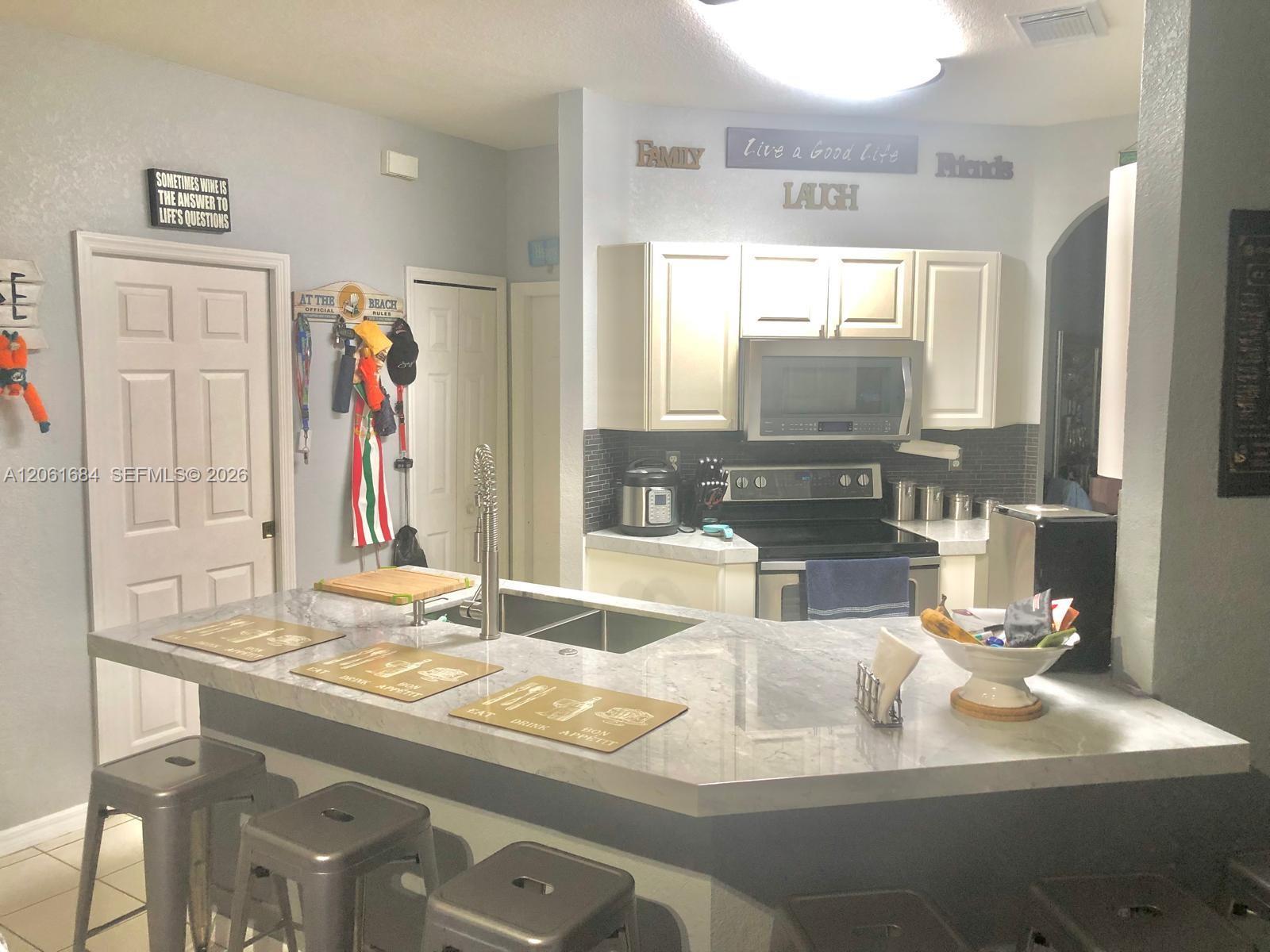 11814 SW 137th Path, Miami FL 33186 photo 3