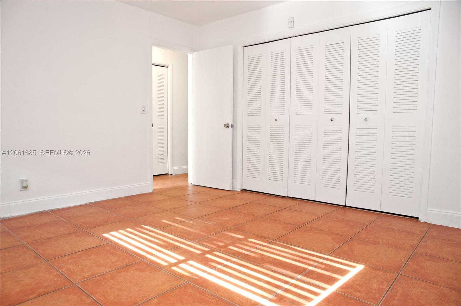 304 SE 9th Ct # 6, Hallandale Beach FL 33009 photo 3