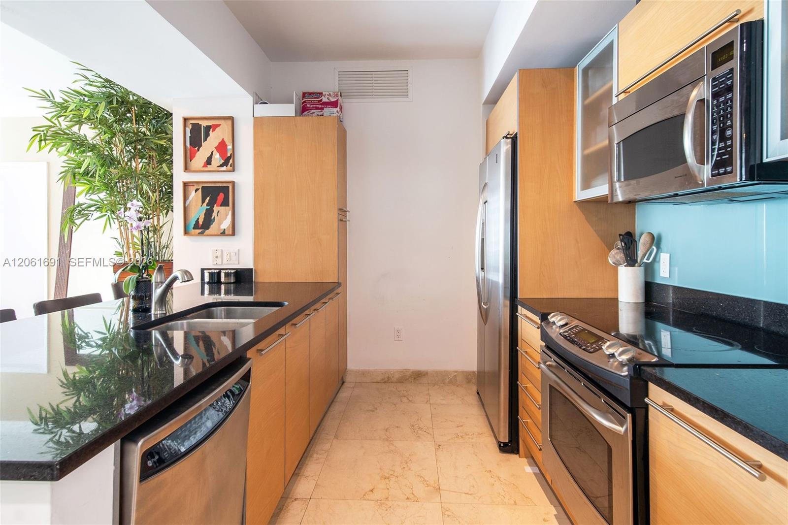 950 Brickell Bay Dr # 1211, Miami FL 33131 photo 4