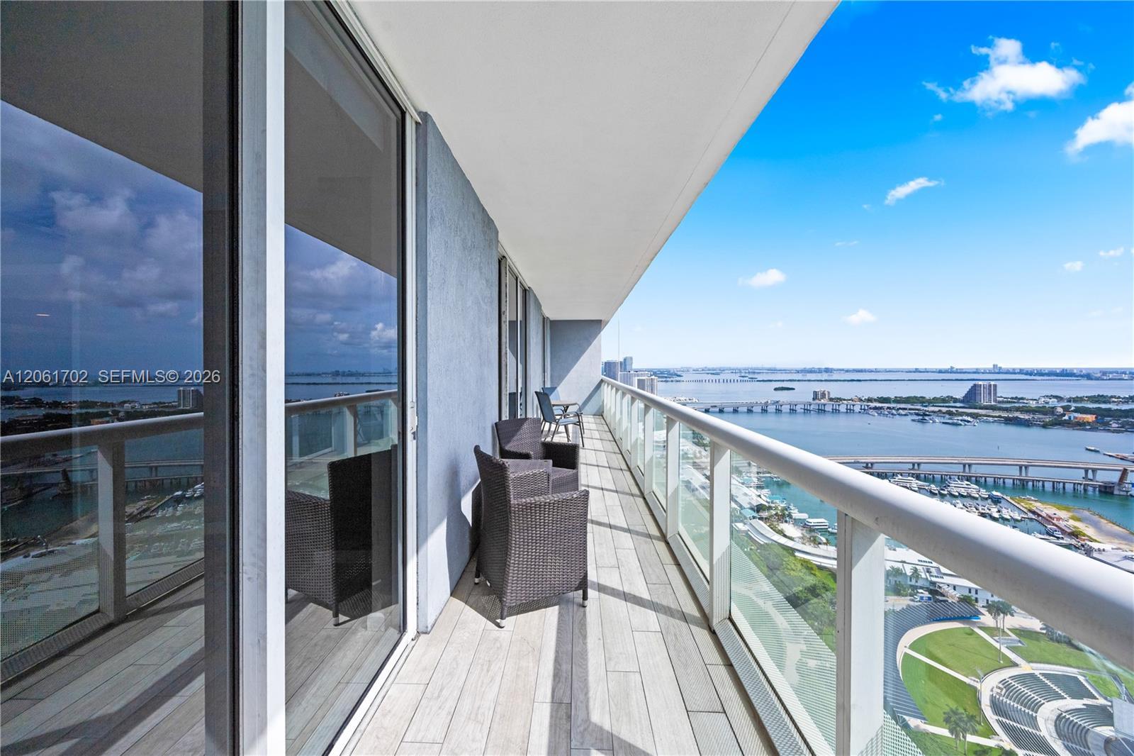 50 Biscayne Blvd # 4706, Miami FL 33132 photo 3