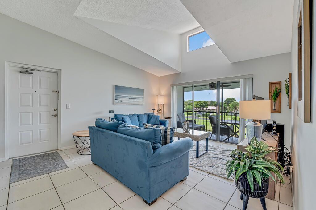 1112 GREEN PINE Boulevard # G3, West Palm Beach FL 33409 photo 4