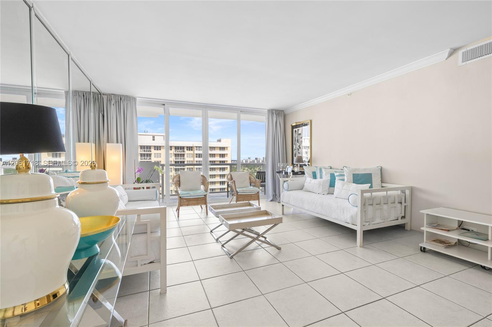 5601 Collins Ave # 1515, Miami Beach FL 33140 photo 4