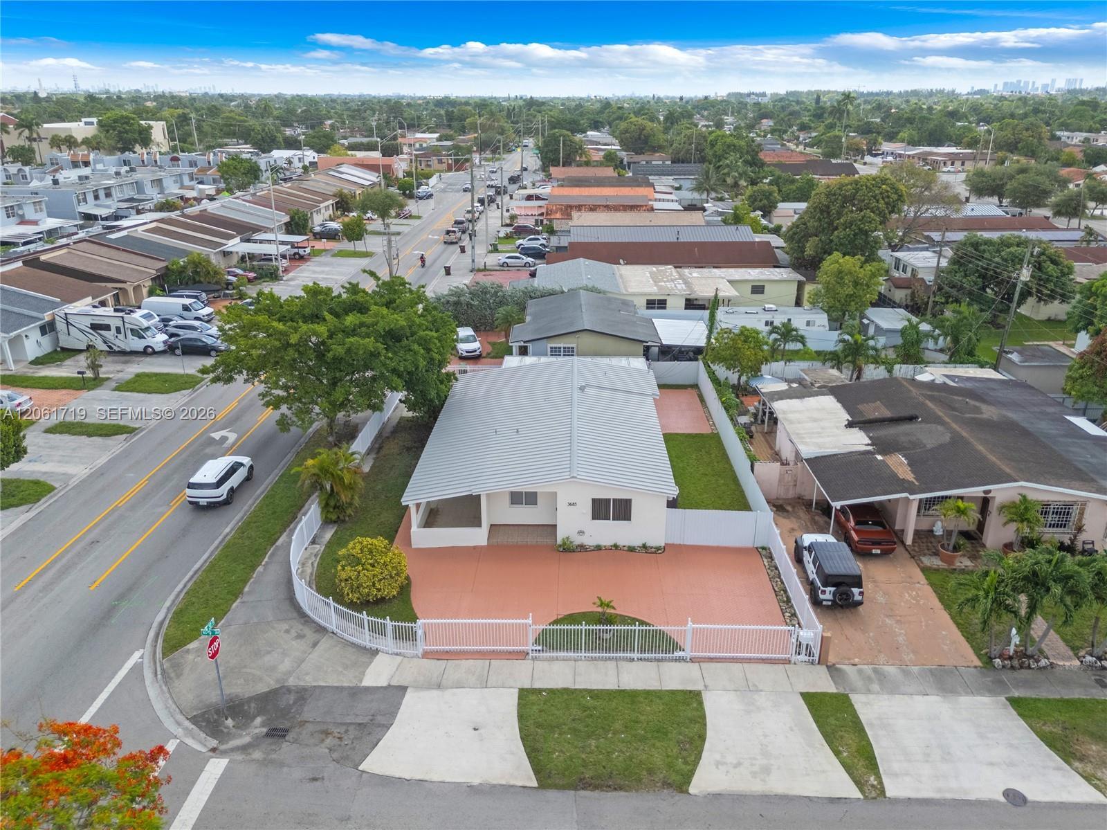 3685 W 9th Ave, Hialeah FL 33012