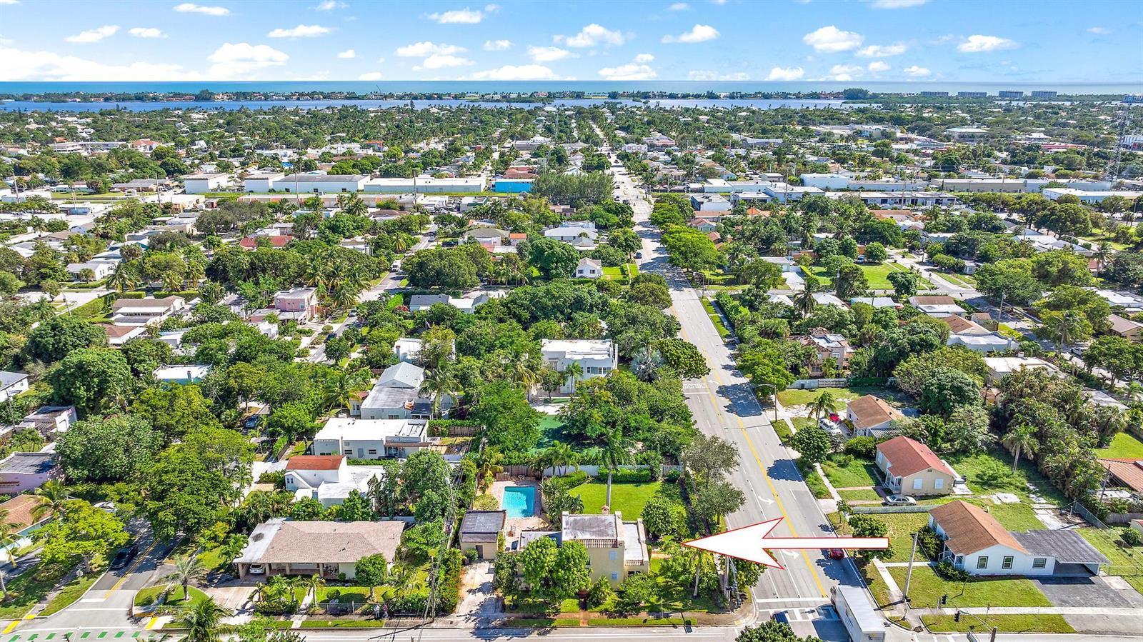 735 FOREST HILL Boulevard, West Palm Beach FL 33405 photo 3