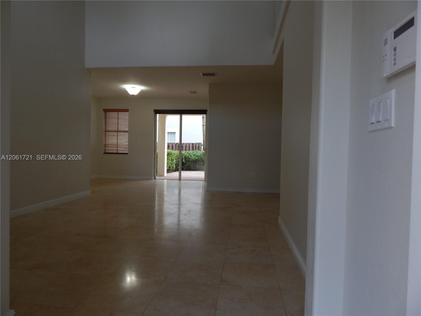 320 SW 87th Ct, Miami FL 33174 photo 5