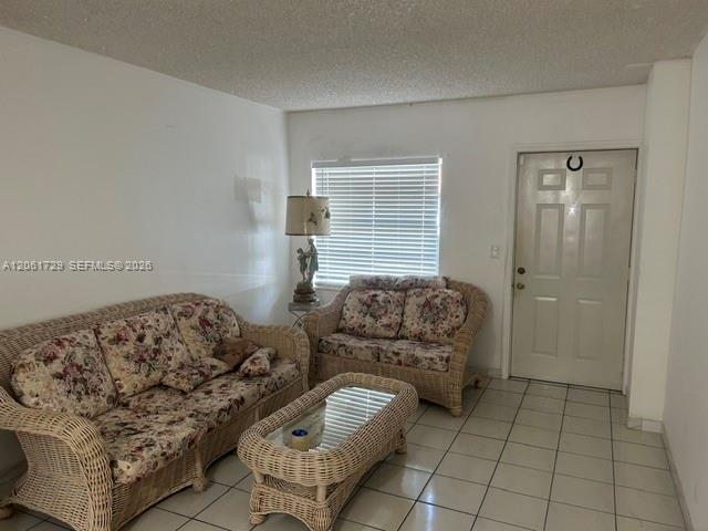 45 NW 30th Ave # 1, Miami FL 33125 photo 2