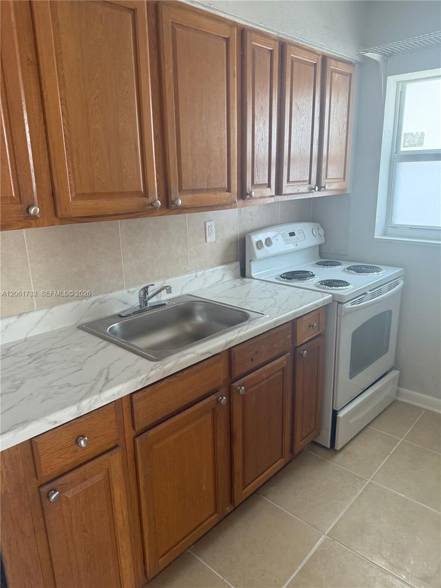 621 SW 15th Ave # 1, Miami FL 33135 photo 5