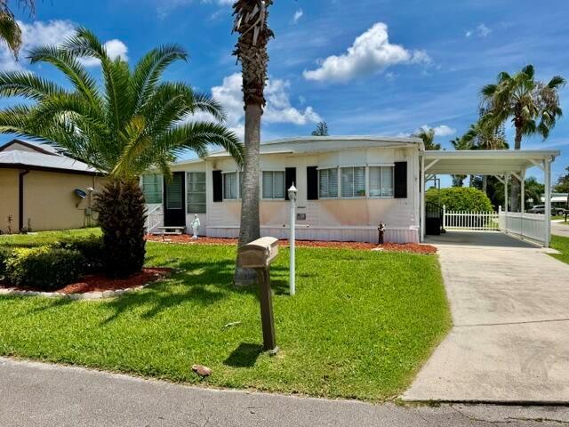 16 Grande Vista Way, Port St. Lucie FL 34952 photo 2