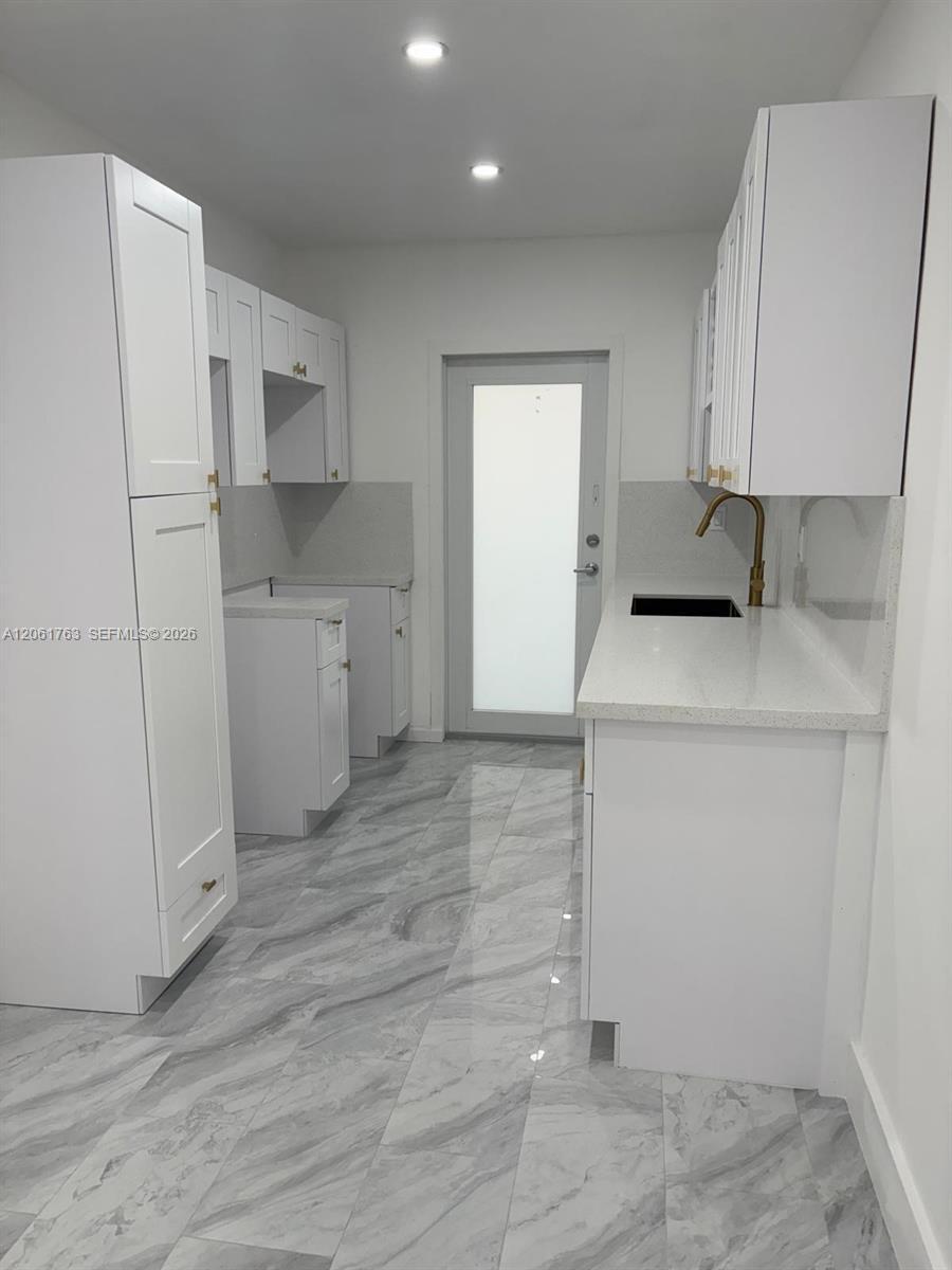 6896 Abbott Ave # 6B, Miami Beach FL 33141 photo 2