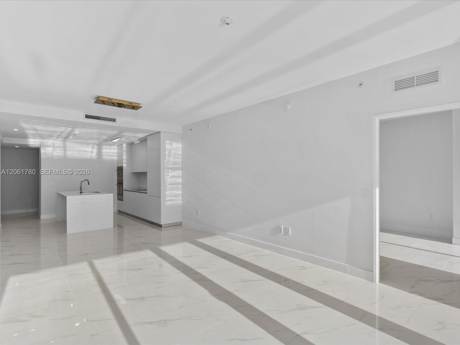 700 NE 24th St # 503, Miami FL 33137 photo 4