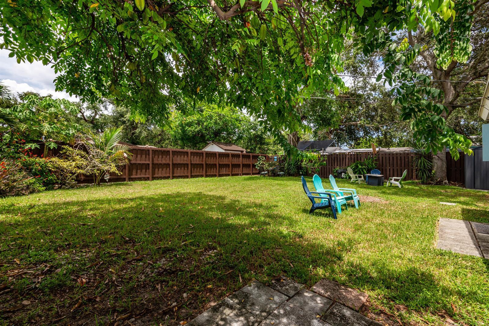 5631 FREEDOM Street, Hollywood FL 33021 photo 2