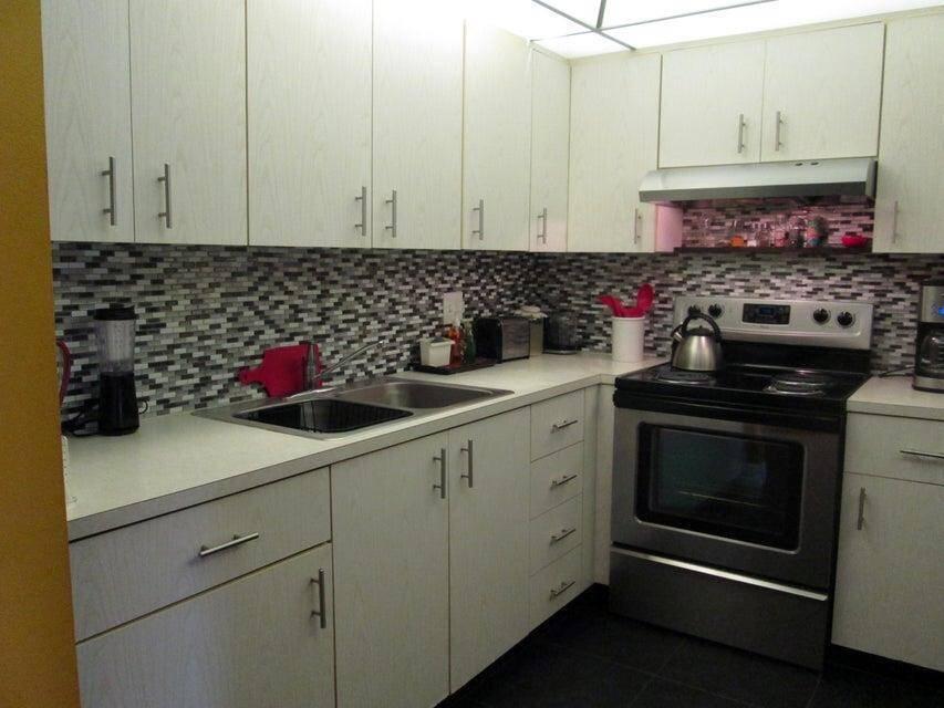 2070 Wolverton D # 2070, Boca Raton FL 33434 photo 2