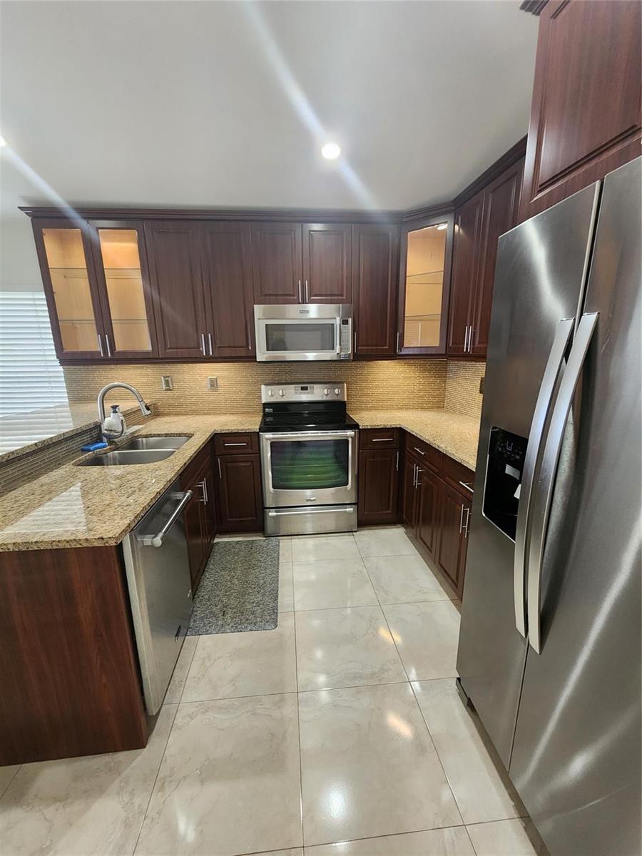 13955 Langley Place, Davie FL 33325 photo 2