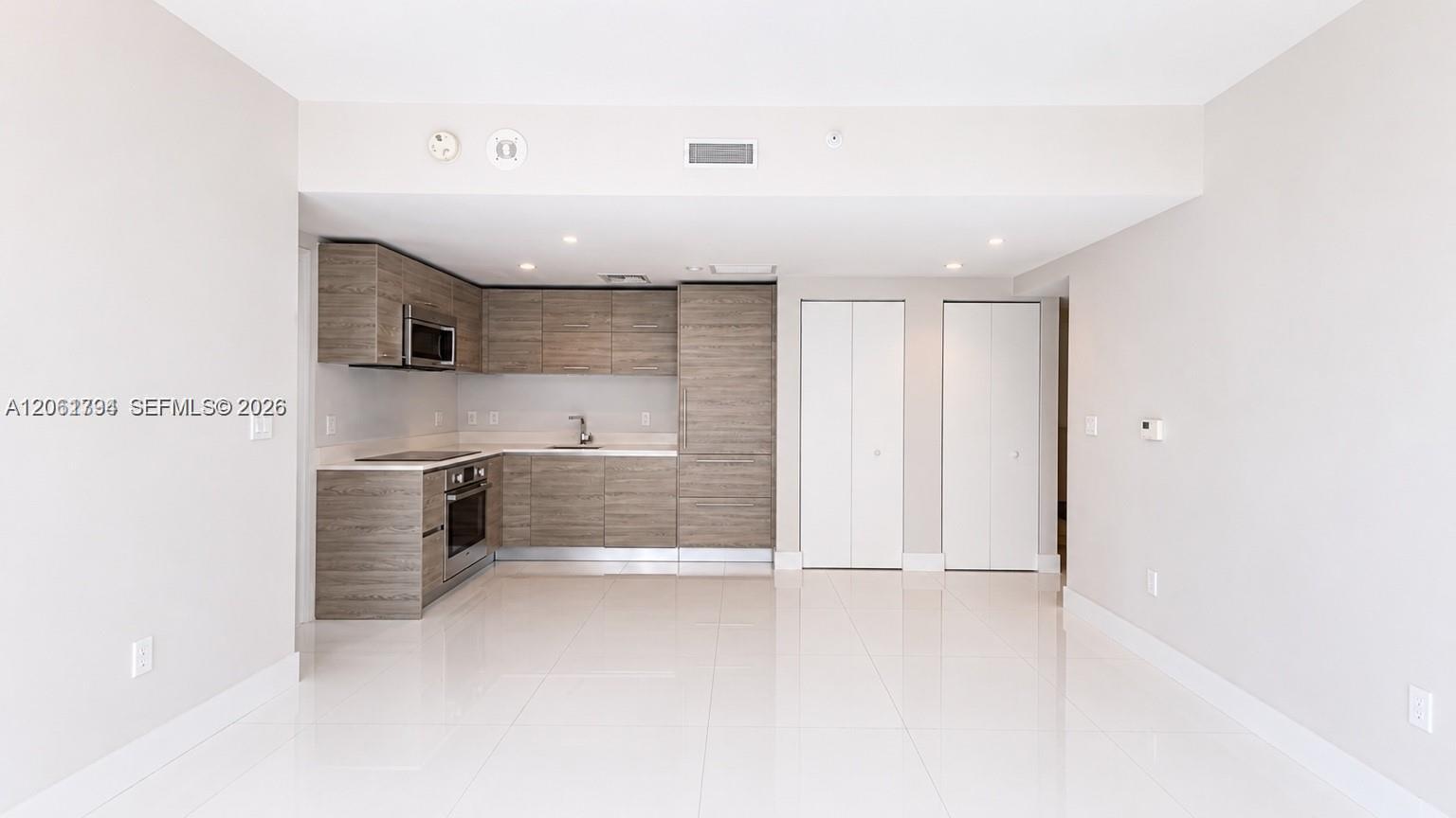 1300 S Miami Ave # 3407, Miami FL 33130 photo 2