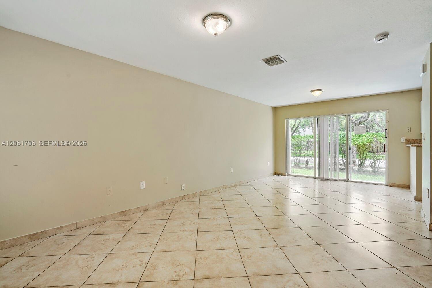 2296 NW 170th Ave, Pembroke Pines FL 33028 photo 4