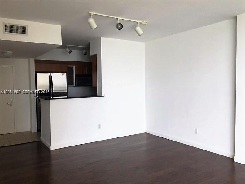 335 S Biscayne Blvd # 1810, Miami FL 33131 photo 3