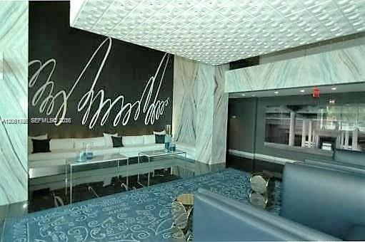 335 S Biscayne Blvd # 1810, Miami FL 33131 photo 5