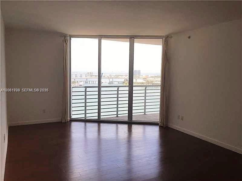 335 S Biscayne Blvd # 1810, Miami FL 33131 photo 4