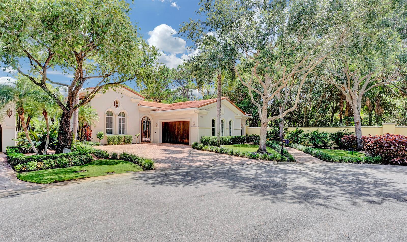 11317 Caladium Lane, Palm Beach Gardens FL 33418 photo 2