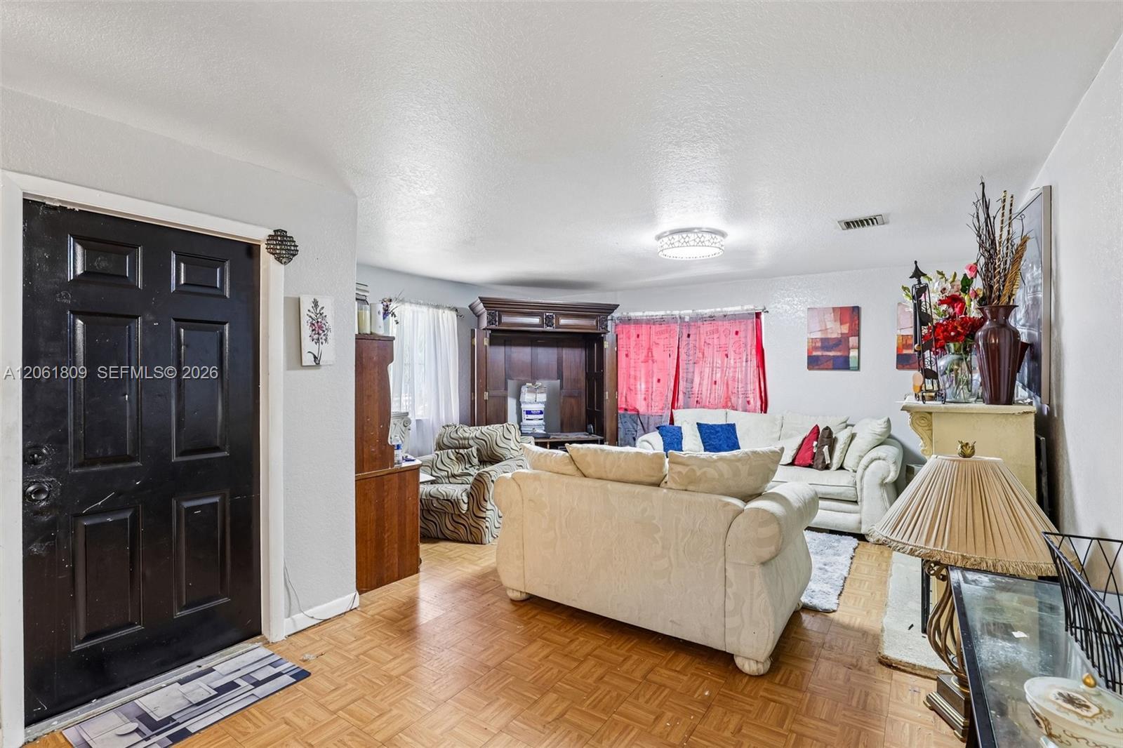 1143 NW 58th St, Miami FL 33127 photo 5